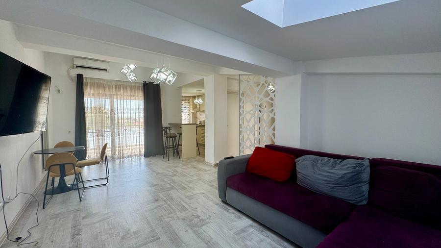 Apartament cu 3 camere semidecomandat, mobilat în Otopeni