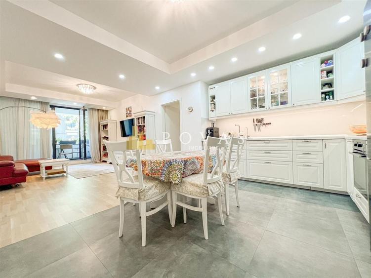 Apartament cu 4 camere semidecomandat, mobilat în Grădina Icoanei