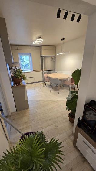 3 camere/2 băi/2 balcoane/ Zona P-ta Zorilor - 5