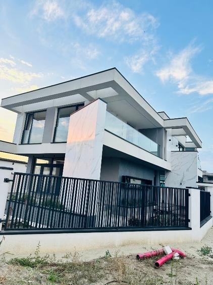 Casă individuală cu 4 camere cu Teren 390 Mp în Tunari
