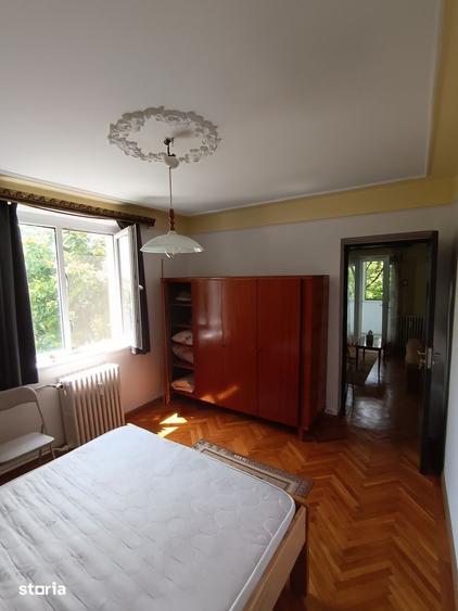 Apartament cu 2 camere semidecomandat, mobilat în Ultracentral