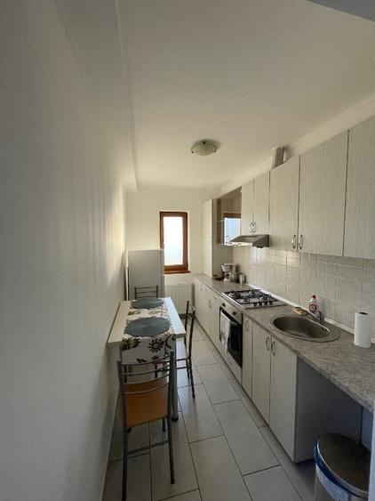 Apartament cu 2 camere semidecomandat în Lipovei