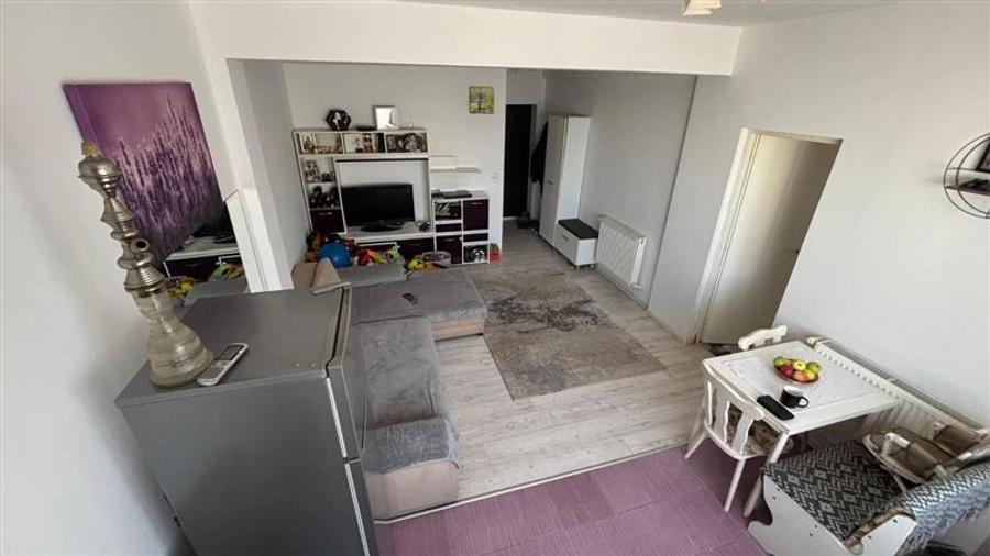 Apartament cu 2 camere nedecomandat, mobilat în Aeroport