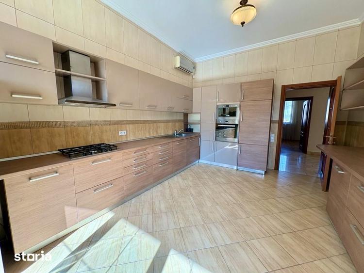 De inchiriat Vila Eleganta 8 camere -Pipera Iancu Nicolae - 11
