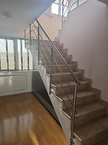 Apartament cu 4 camere decomandat în Dristor
