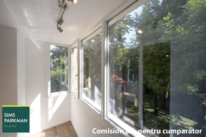 Apartament cu 3 camere semidecomandat în Titan