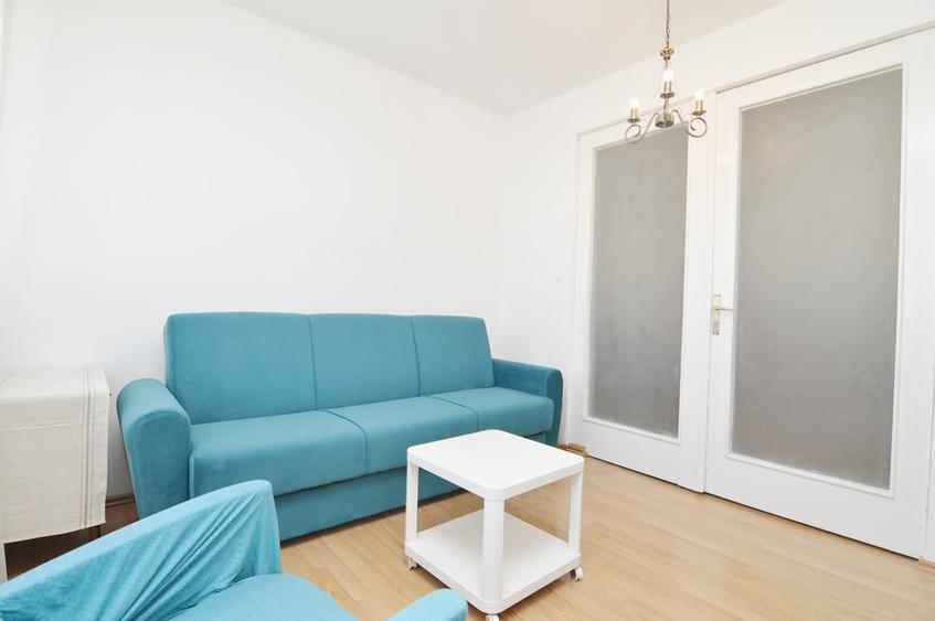 Apartament cu 2 camere decomandat în Lacul Tei
