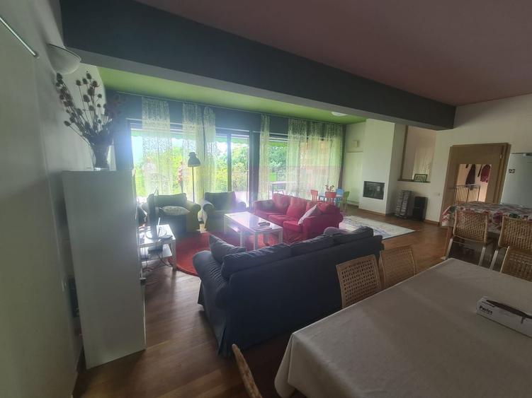 Casă individuală cu 6 camere cu Canalizare în Cornu de Jos (Cornu)