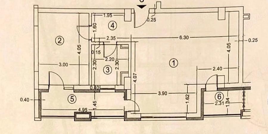 Apartament cu 3 camere semidecomandat în Semicentral