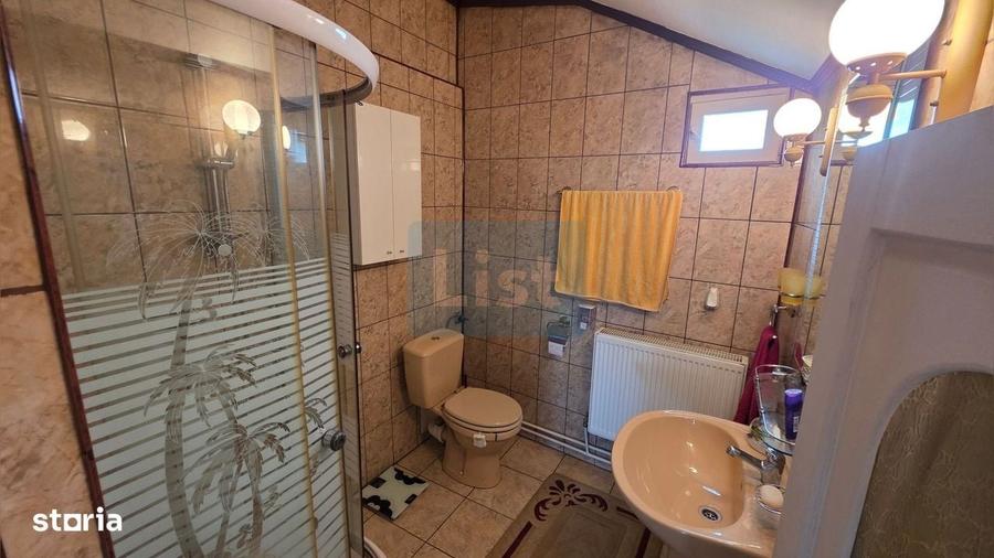 Casă cu 4 camere în Gura Văii