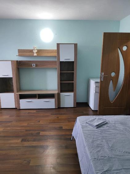 Garsonieră semidecomandată în Central