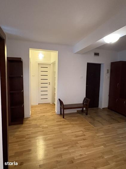 Apartament cu 4 camere în Central