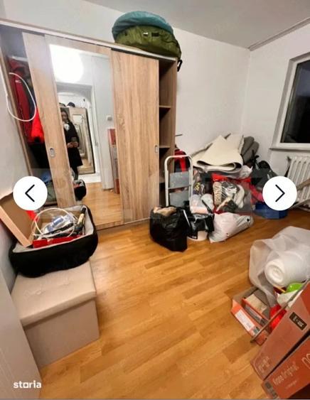 Apartament cu 4 camere decomandat în Central