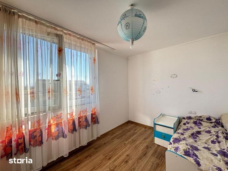 Casă cu 4 camere cu Teren 240 Mp în Central