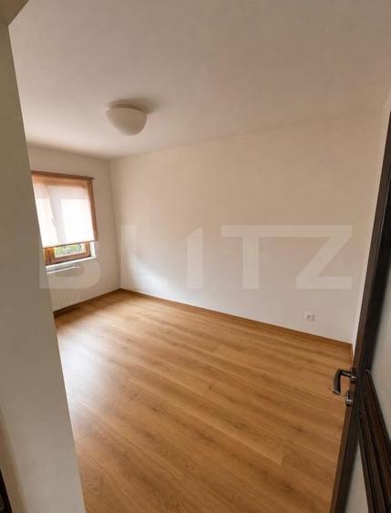 Apartament cu 3 camere semidecomandat, mobilat în Mănăștur