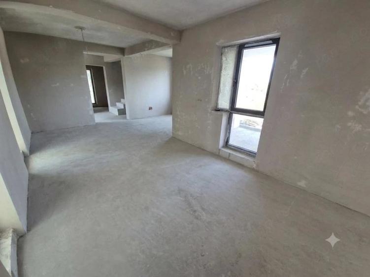 Casă cu Teren 492 Mp în Chinteni