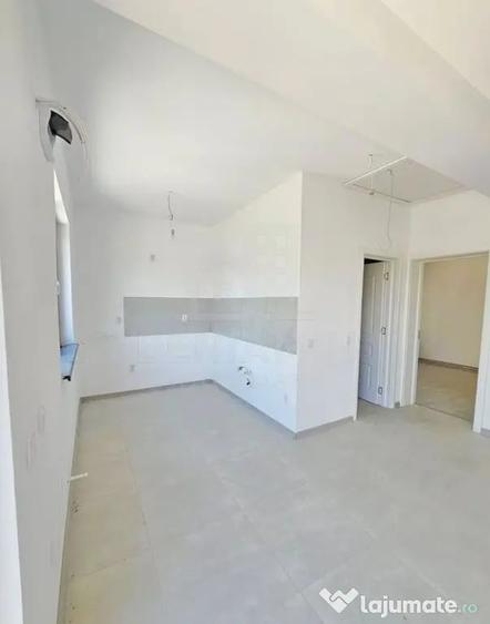 Casă cu 3 camere cu Teren 322 Mp în Ișalnița