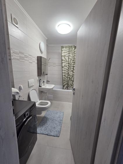 Apartament cu 2 camere decomandat în Exterior Vest