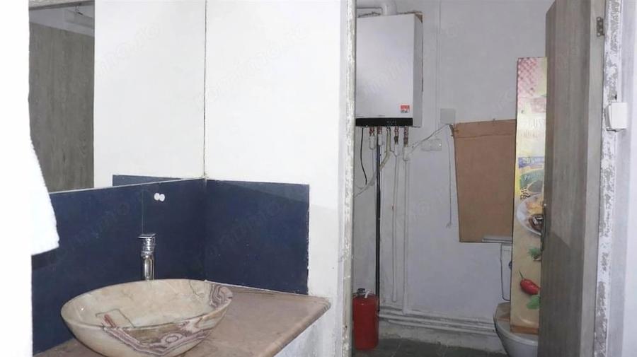 Spațiu comercial, de 85 mp, în Căzănești (Râmnicu Vâlcea)