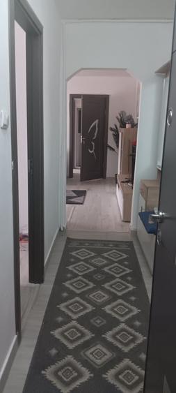 Apartament cu 2 camere decomandat în Exterior Vest
