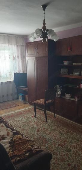 Apartament cu 3 camere decomandat în Nicolae Titulescu