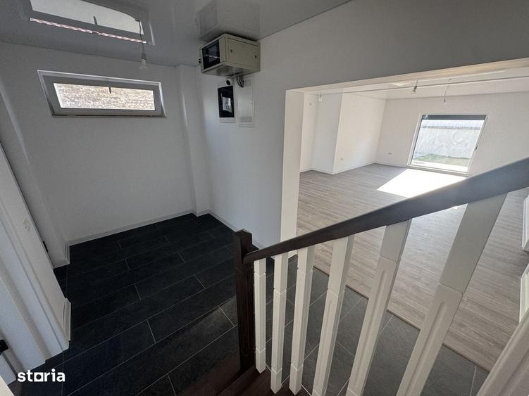 Casă cu 4 camere cu Teren 480 Mp în Mogoșoaia