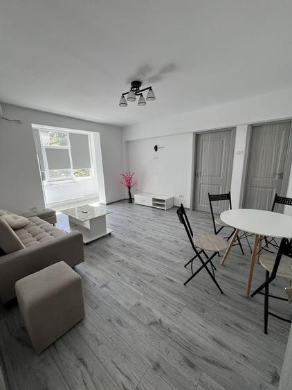 Apartament cu 2 camere nedecomandat în Ultracentral