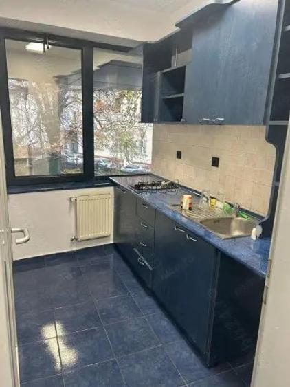 Spațiu comercial, de 140 mp, în Moșilor
