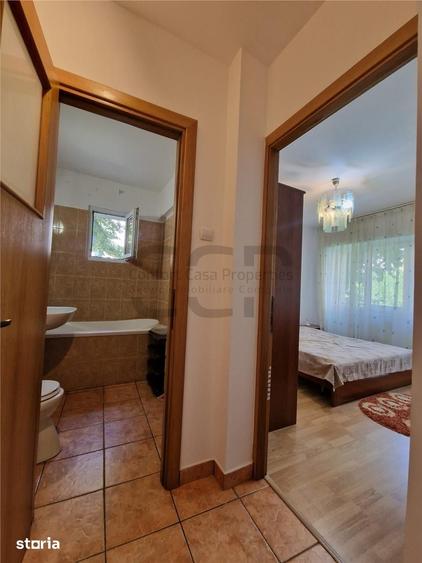 Apartament cu 3 camere decomandat în Colentina