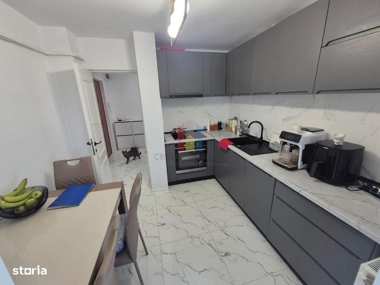 Apartament cu 3 camere în Buzaului