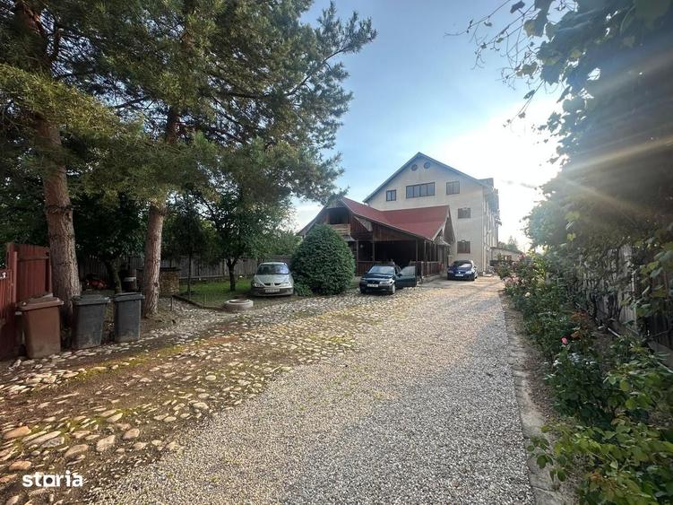 Casă cu 4 camere în Bascov