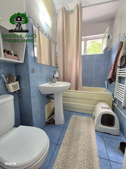 Apartament cu 2 camere în Podu Roș