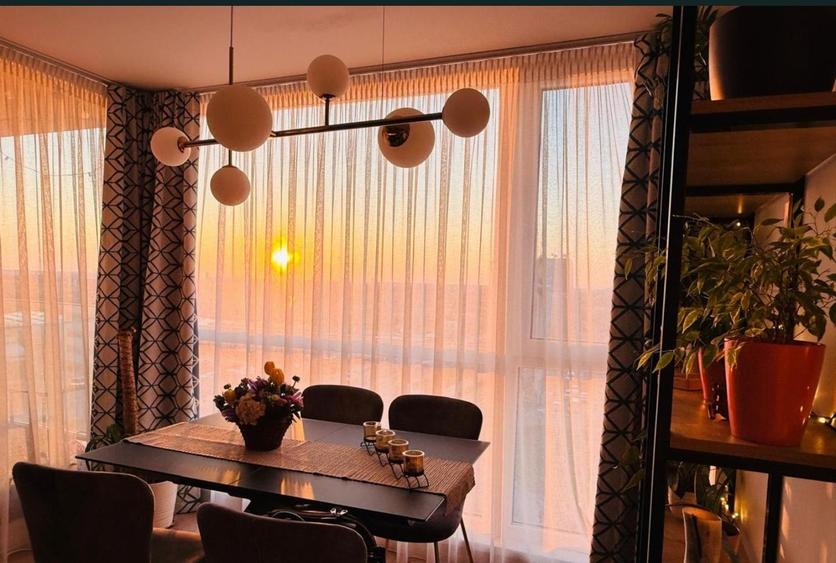 Apartament cu 3 camere semidecomandat, mobilat în Chitila