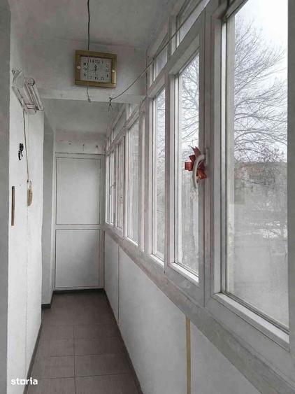 Apartament cu 3 camere în Drumul Taberei
