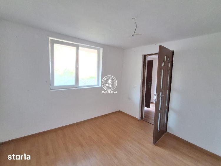 Casă cu 2 camere cu Teren 1688 Mp în Movileni