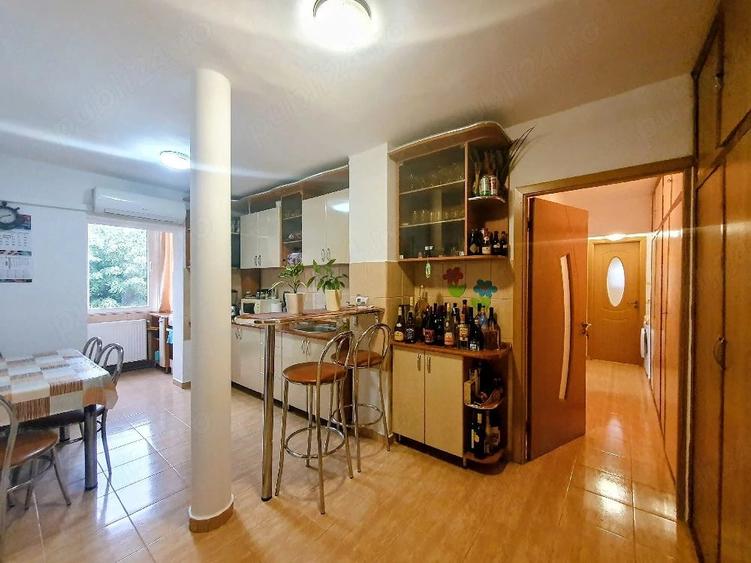 Apartament cu 2 camere decomandat în UTA