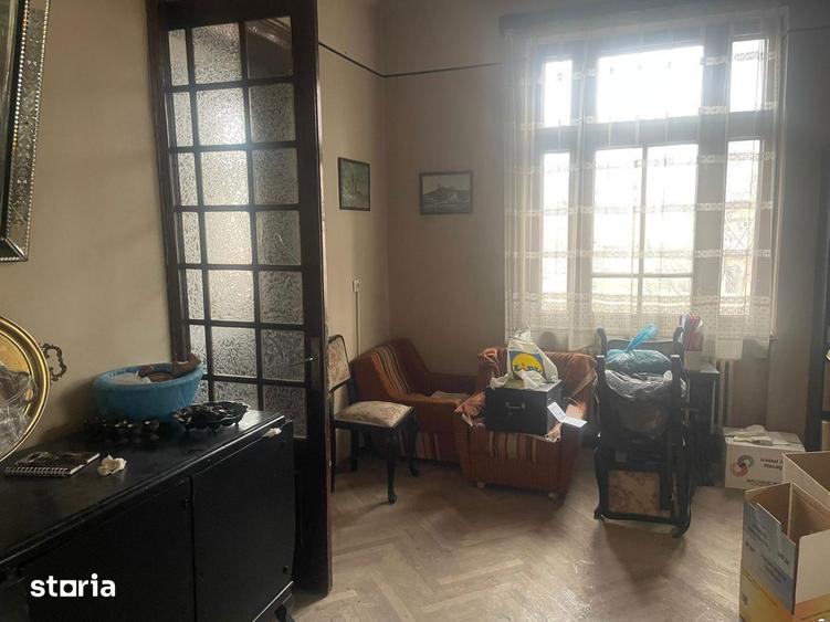 Apartament cu 3 camere în Centrul Civic