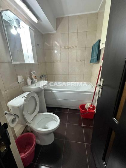 Apartament cu 2 camere semidecomandat în Dacia
