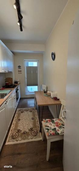 Apartament cu 3 camere decomandat în Craiovei