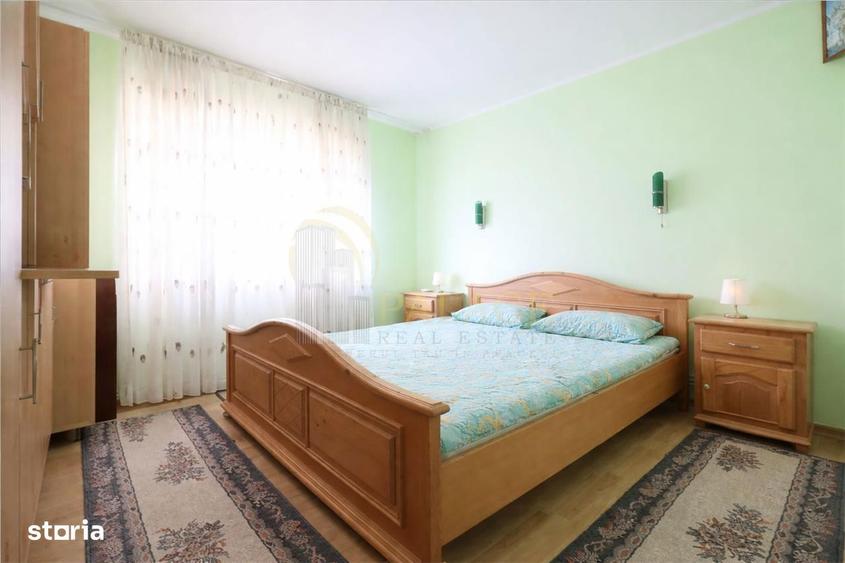 Apartament cu 3 camere decomandat, mobilat în Nicolina