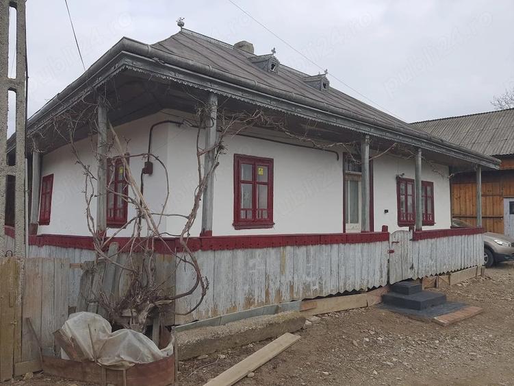 Casă cu 3 camere cu Teren 800 Mp în Drăgoiești