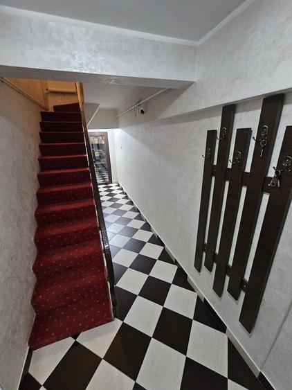 Apartament cu 2 camere, mobilat în Central