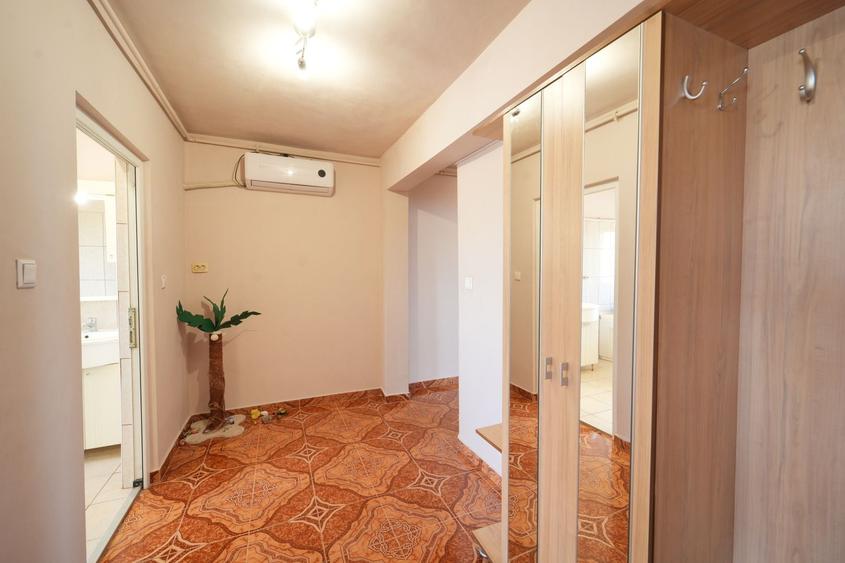 Apartament cu 2 camere decomandat, mobilat în Lipovei