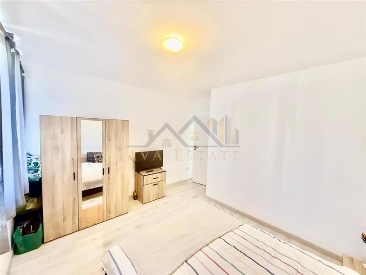 Apartament cu 3 camere semidecomandat, mobilat în Dumbrăvița