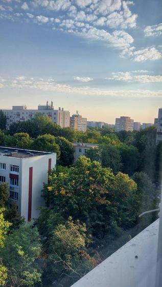 Apartament 2 camere renovat - de inchiriat - zona C. Brincoveanu - 1