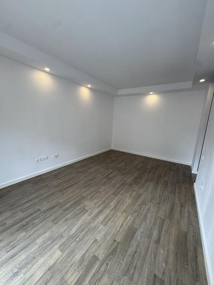 Apartament cu 2 camere decomandat în Tunari