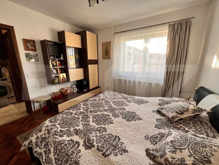 Se vinde apartament renovat si mobilat - 9