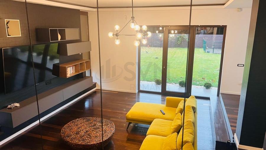 Casă individuală cu 4 camere cu Teren 550 Mp în Central