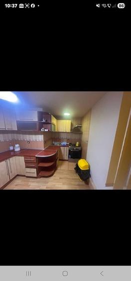 Apartament cu 3 camere decomandat în Exterior Vest