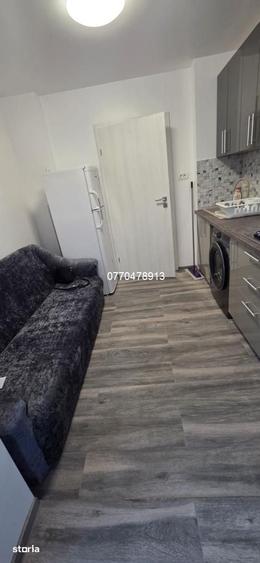 Apartament cu 3 camere decomandat în Militari